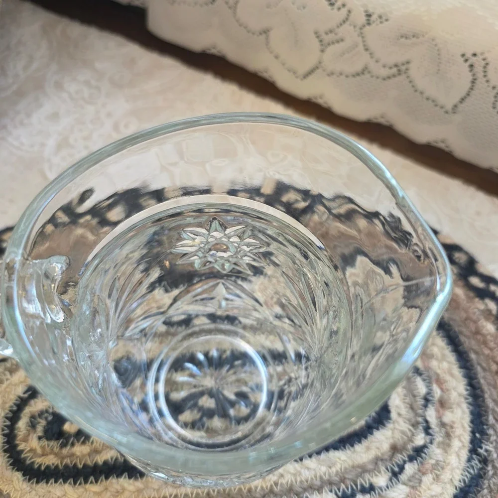 N/A vintage glass